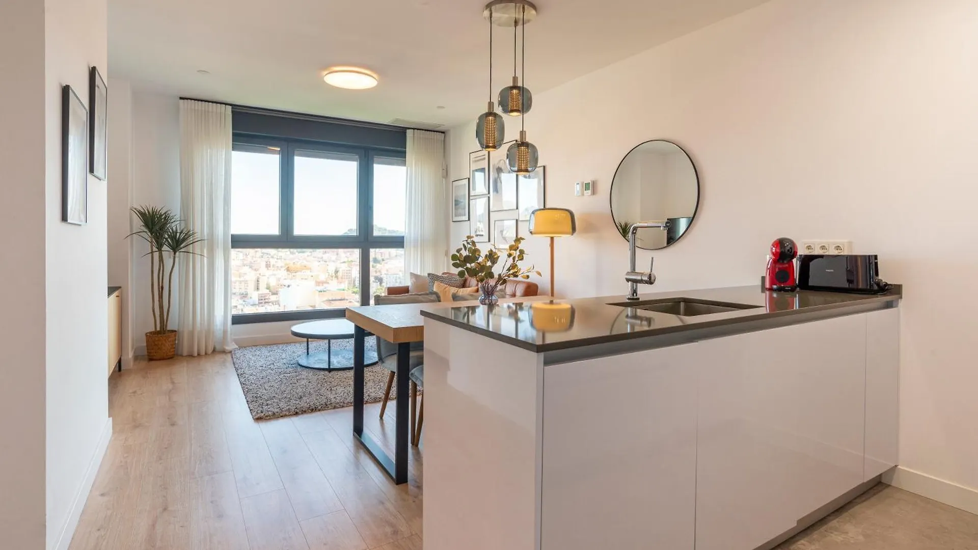 Skyline II Pool & Coworking By Ele Apartments Malaga